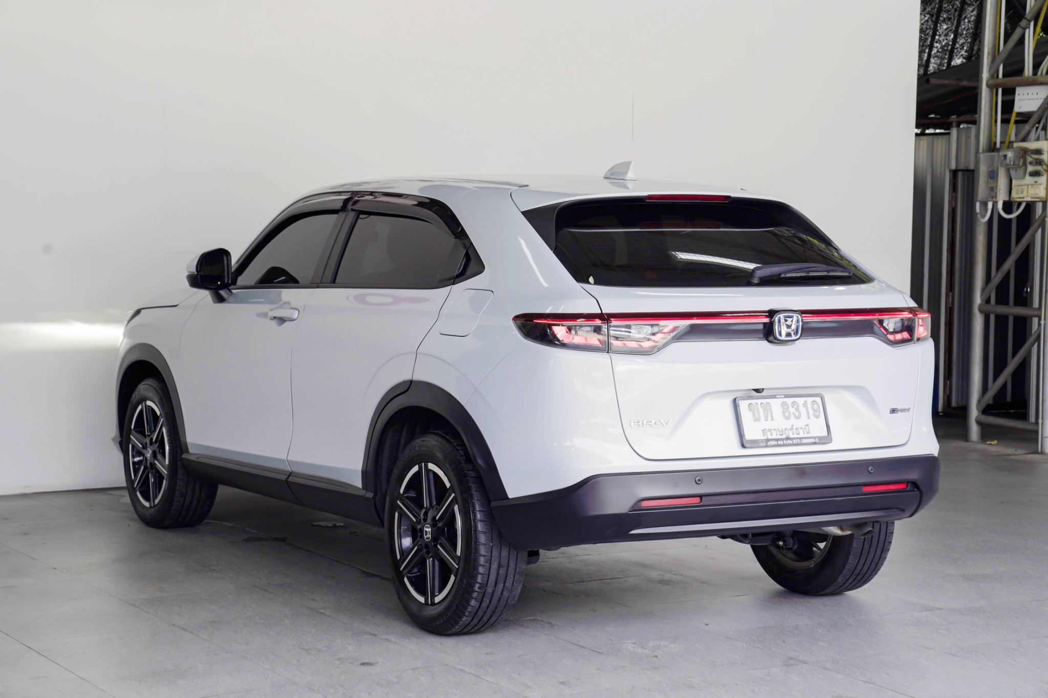 HONDA HR-V 1.5 E e:HEV AT รูปที่ 4