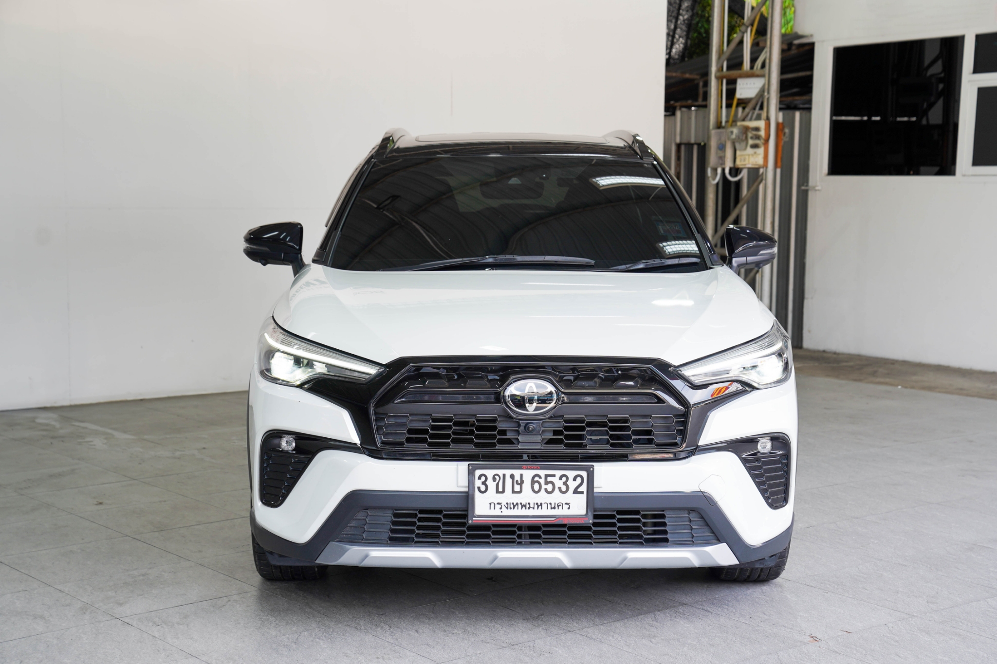 TOYOTA COROLLA CROSS 1.8 HEV GR SPORT AT มือสอง